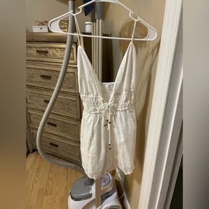 NWOT One and Inly Collective XS Romper